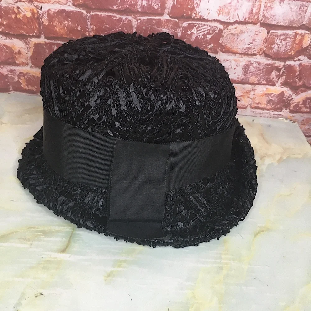 Vintage MCM Black Raffia Beach Cloche Hat